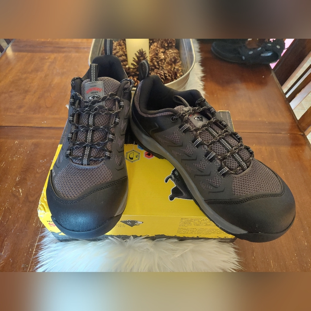 HERMAN SURVIVORS ALUMINUM TOE WORK TENNIS SHOES SIZE 12